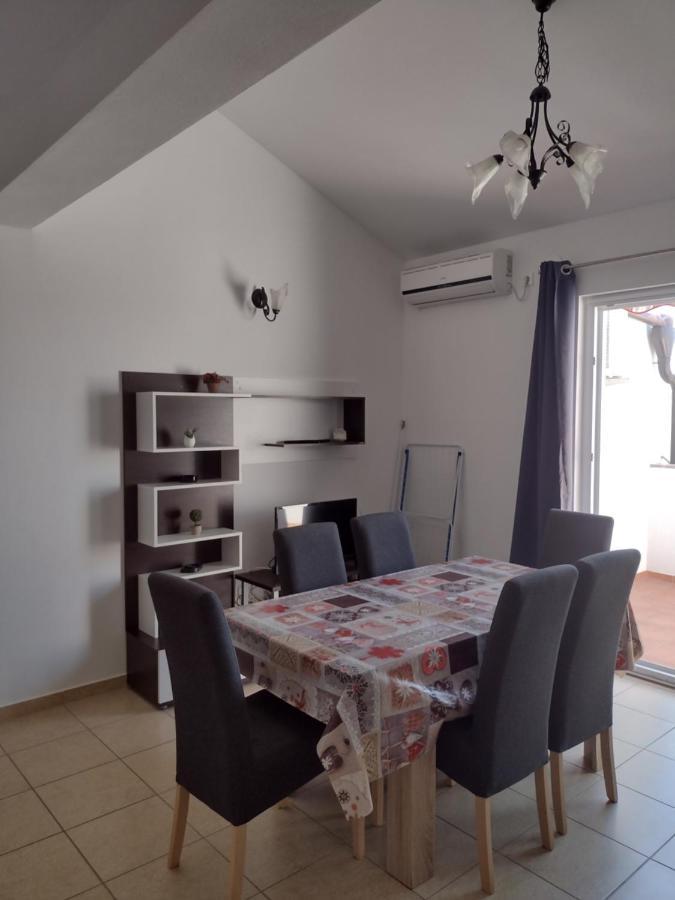Apartman Tamara Daire Novalja Dış mekan fotoğraf